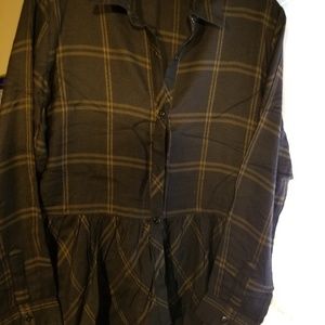 Very nice winter top in dark brown plaid.